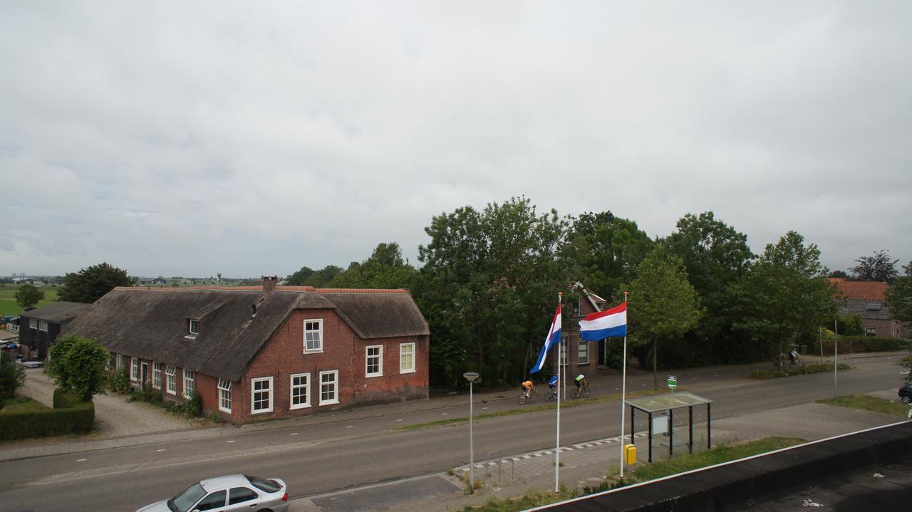 The Budget Hotel Hazerswoude-Rijndijk Bagian luar foto