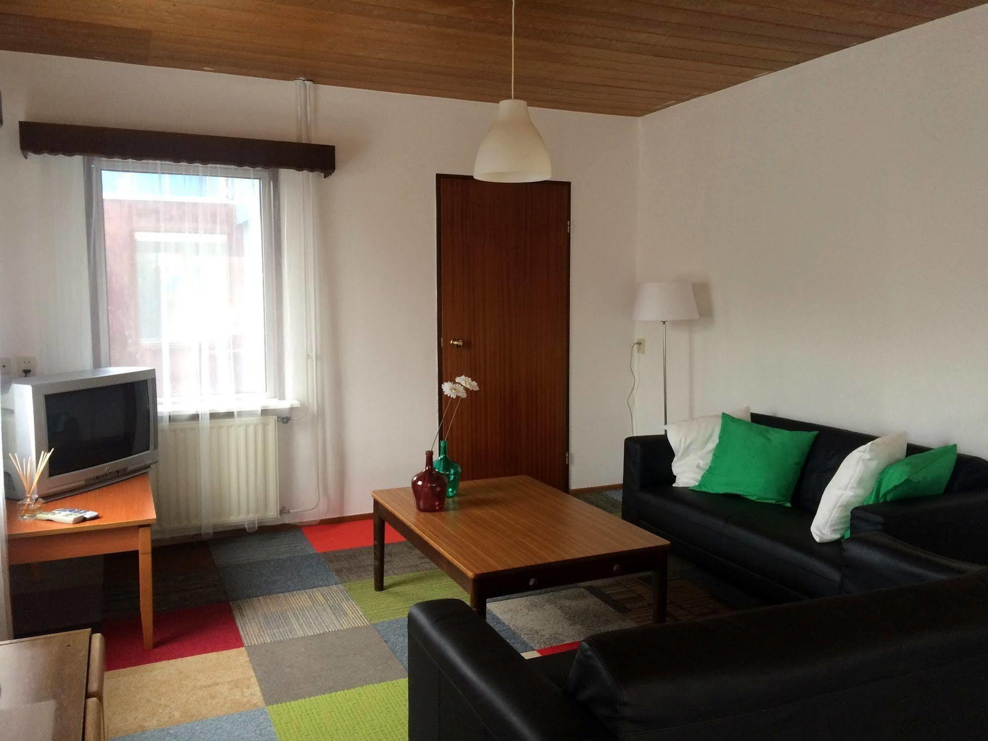 The Budget Hotel Hazerswoude-Rijndijk Bagian luar foto